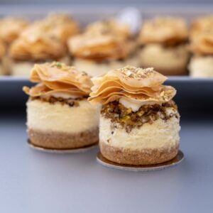 Mini baklava cheesecake
